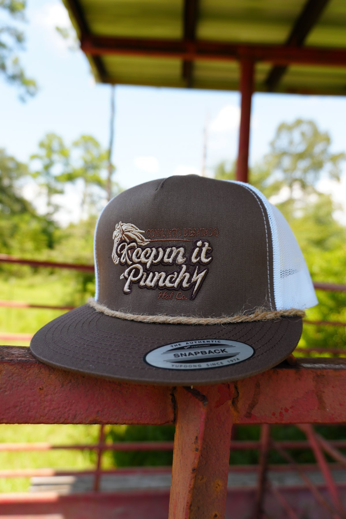 Keepin It Punchy X Conjunto Desatado (Punchy Edition)